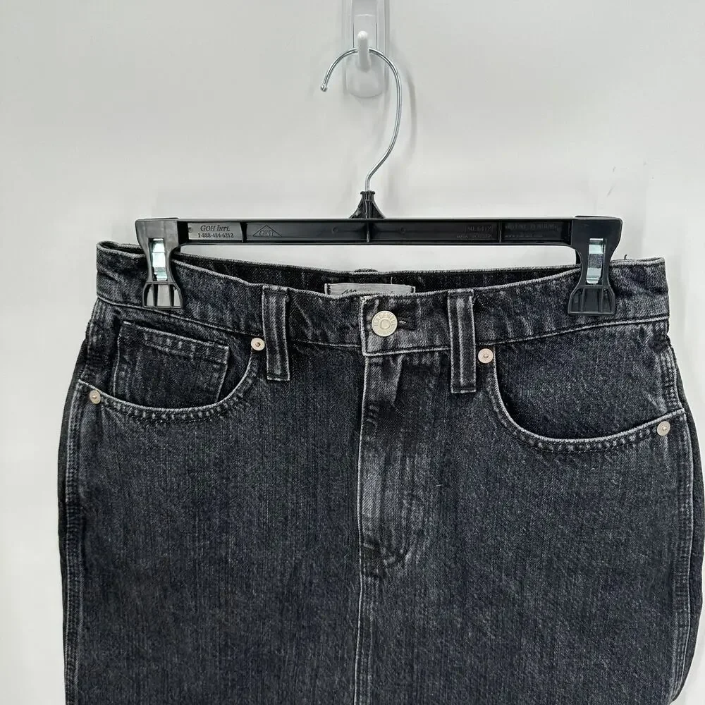 MADEWELL Rigid Denim Straight Mini Skirt in Hideaway Wash  J7908 // 27